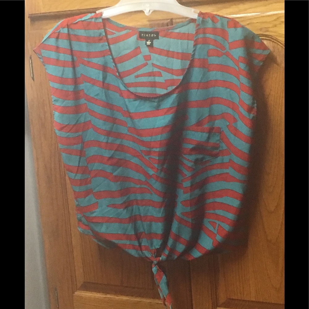 Tie front top